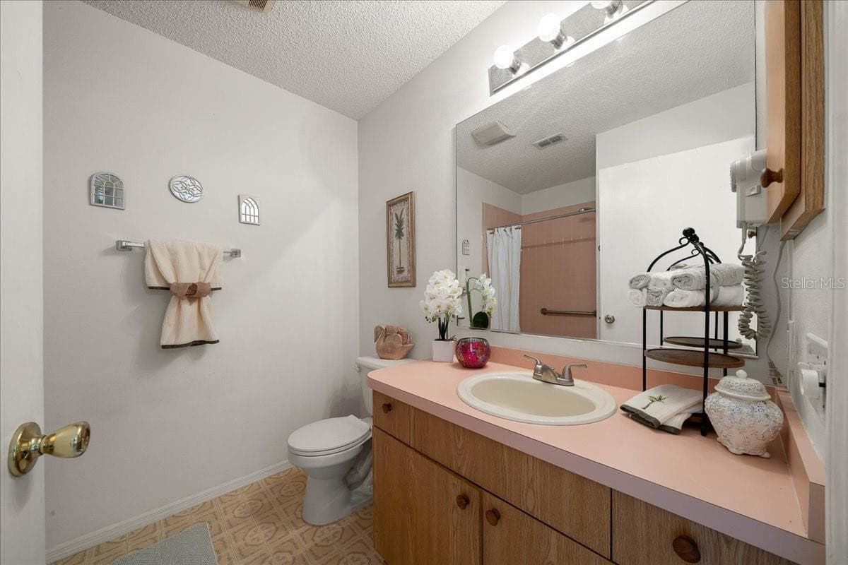 Primary Vanity - 1410 SANCHEZ CT, THE VILLAGES