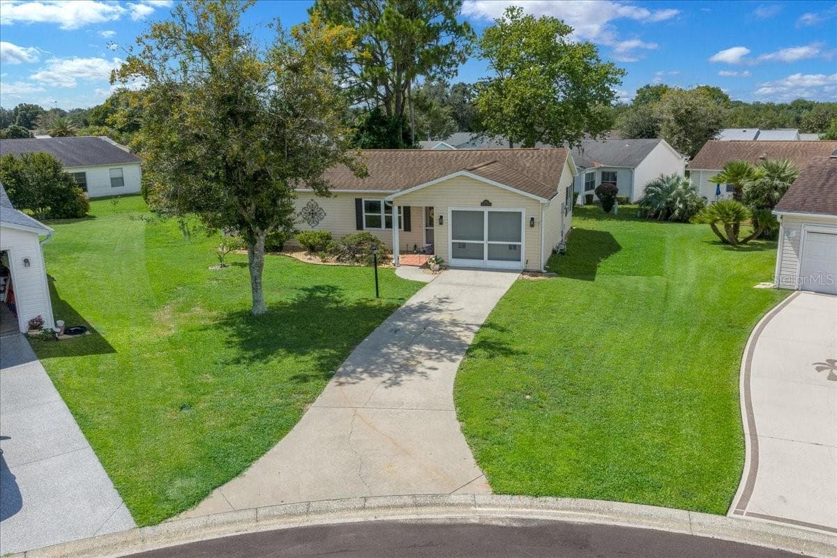 Charming Home - 1410 SANCHEZ CT, THE VILLAGES