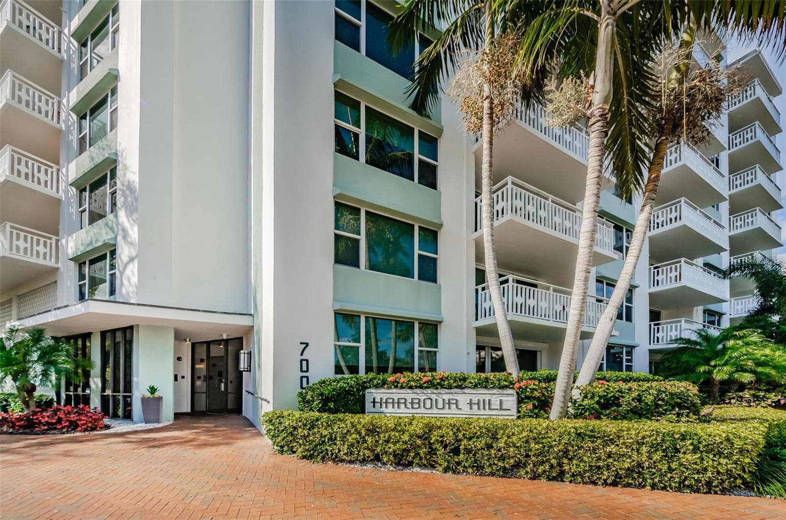 Harbour Hill Condos - Where Legacy Meets Lifestyle! - 700 BEACH DR NE #308, ST PETERSBURG
