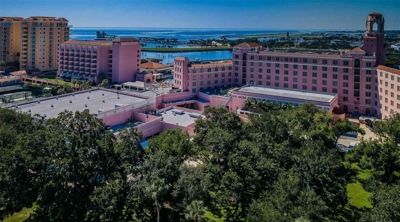 The Vinoy Resort & Hotel is just steps away! - 700 BEACH DR NE #308, ST PETERSBURG