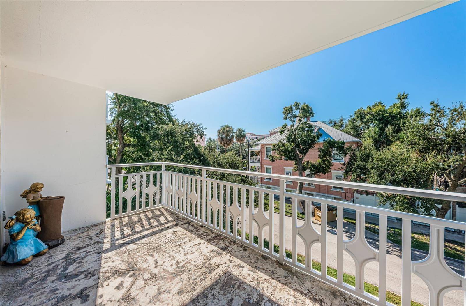 Balcony with views of the Park and Vinoy across Beach Drive NE - 700 BEACH DR NE #308, ST PETERSBURG
