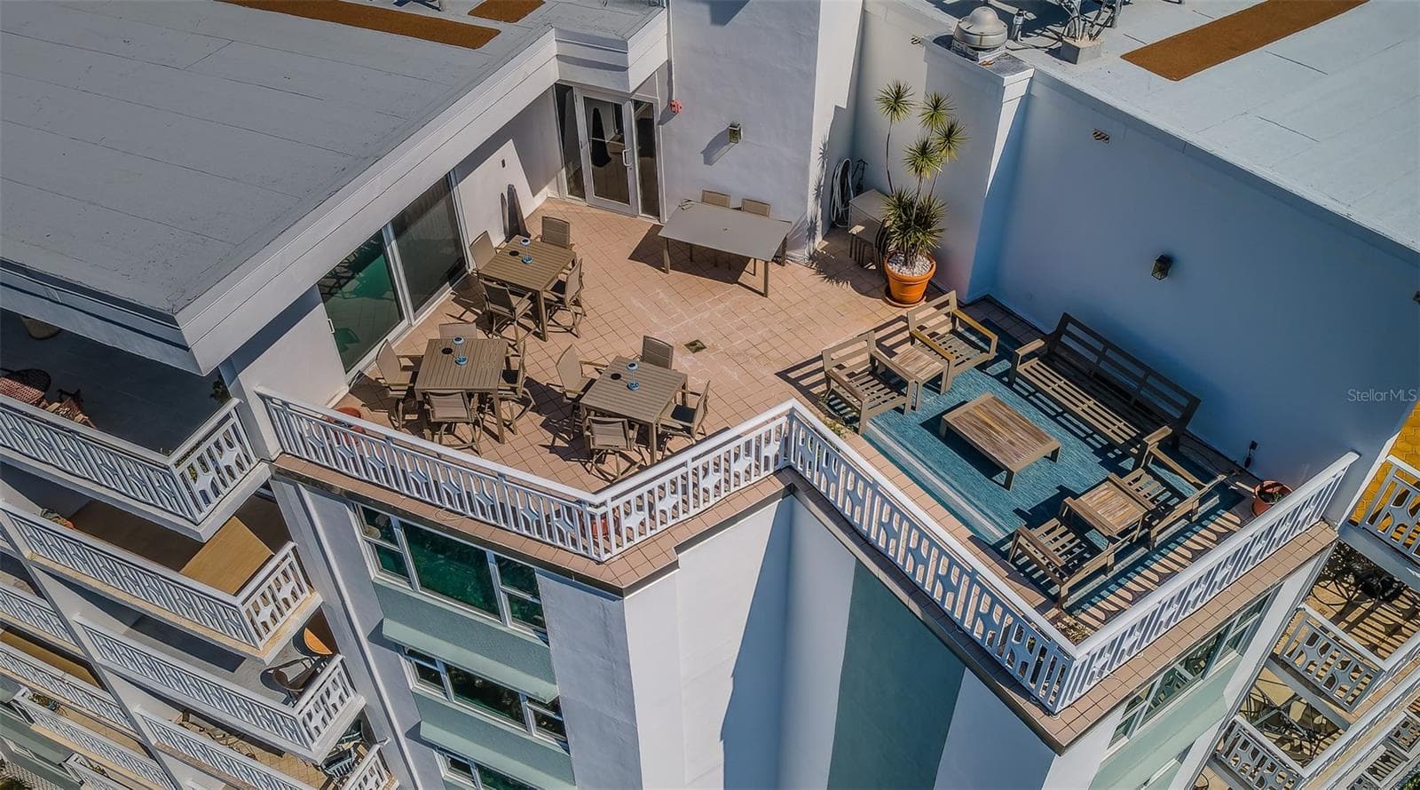 The Rooftop Sundeck - 700 BEACH DR NE #308, ST PETERSBURG