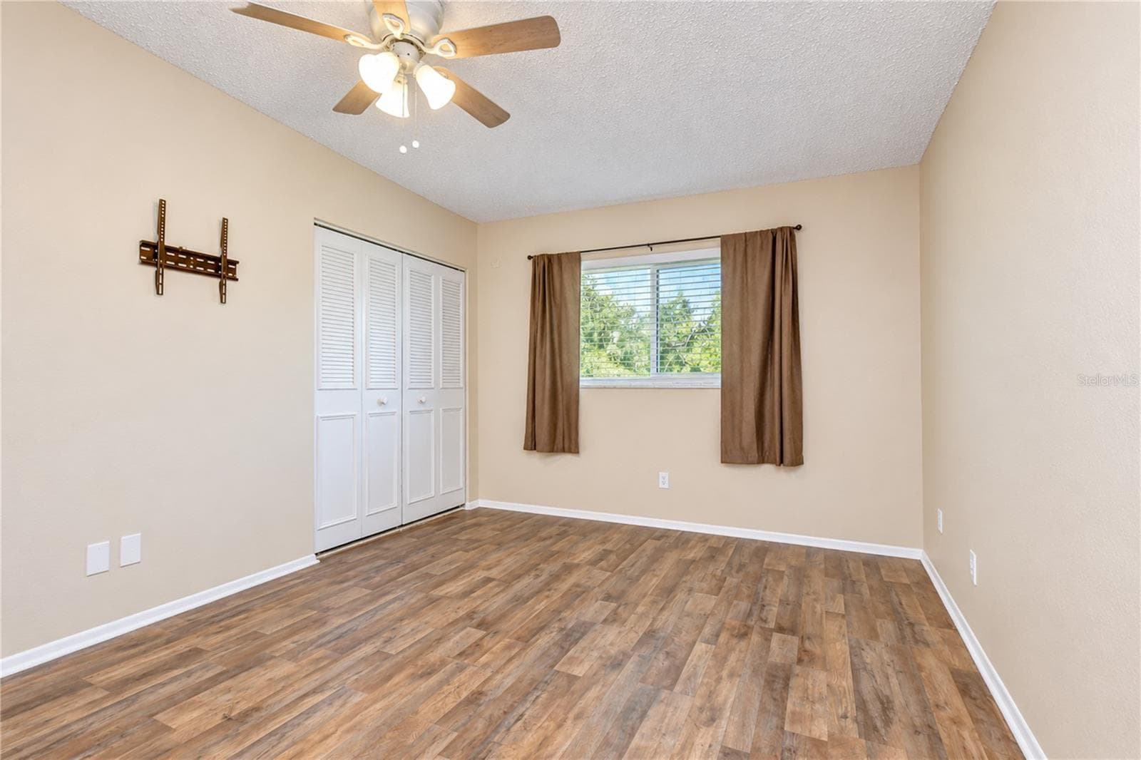 Condominium at 4500 E BAY DR #139, CLEARWATER, photo 13 of 54