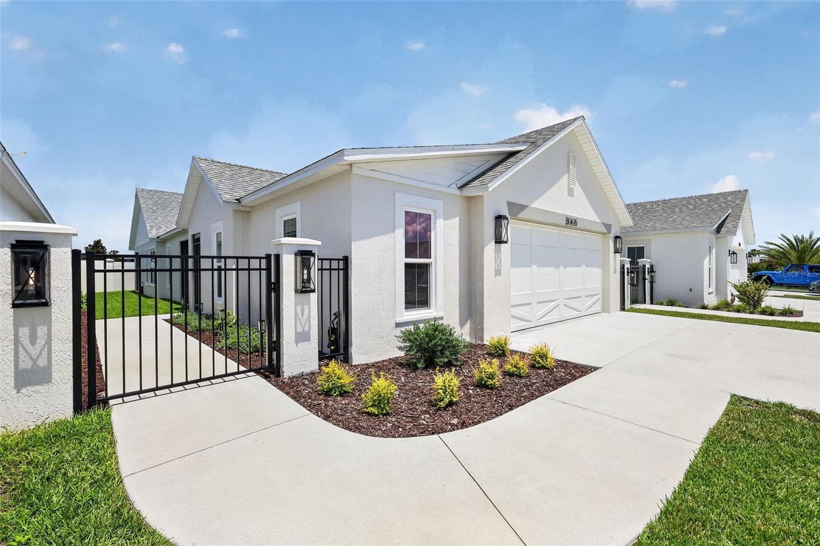 Front Elevation - 2005 SANTINO AVE, THE VILLAGES