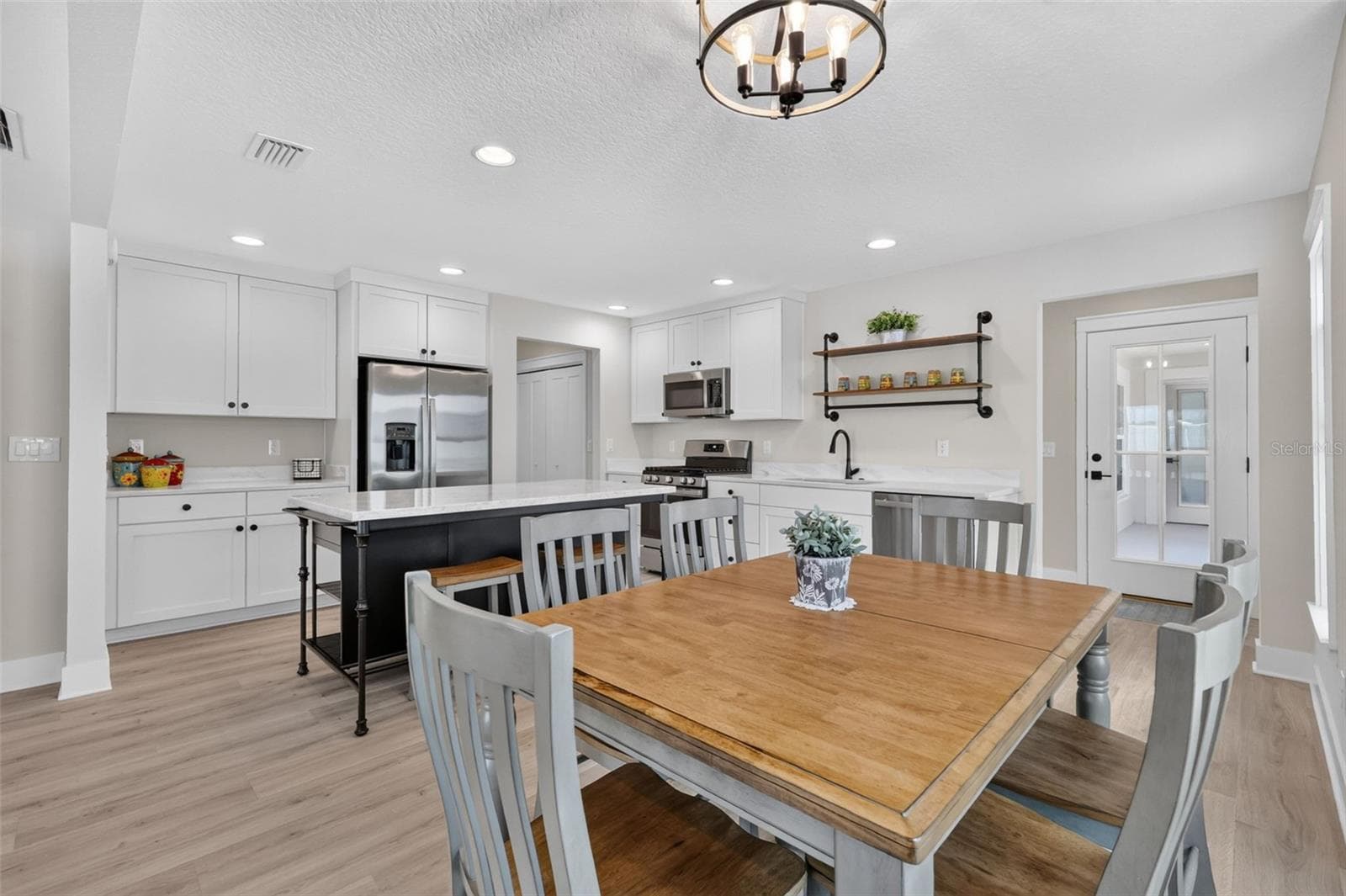 Kitchen and Dining Room - 2005 SANTINO AVE, THE VILLAGES