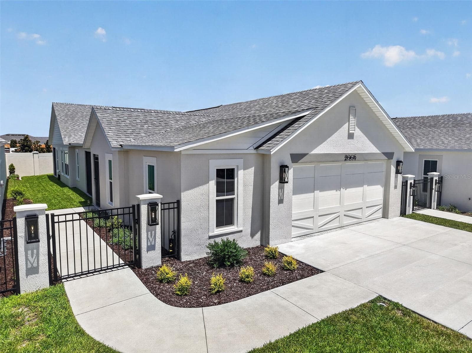 Front Elevation - 2005 SANTINO AVE, THE VILLAGES