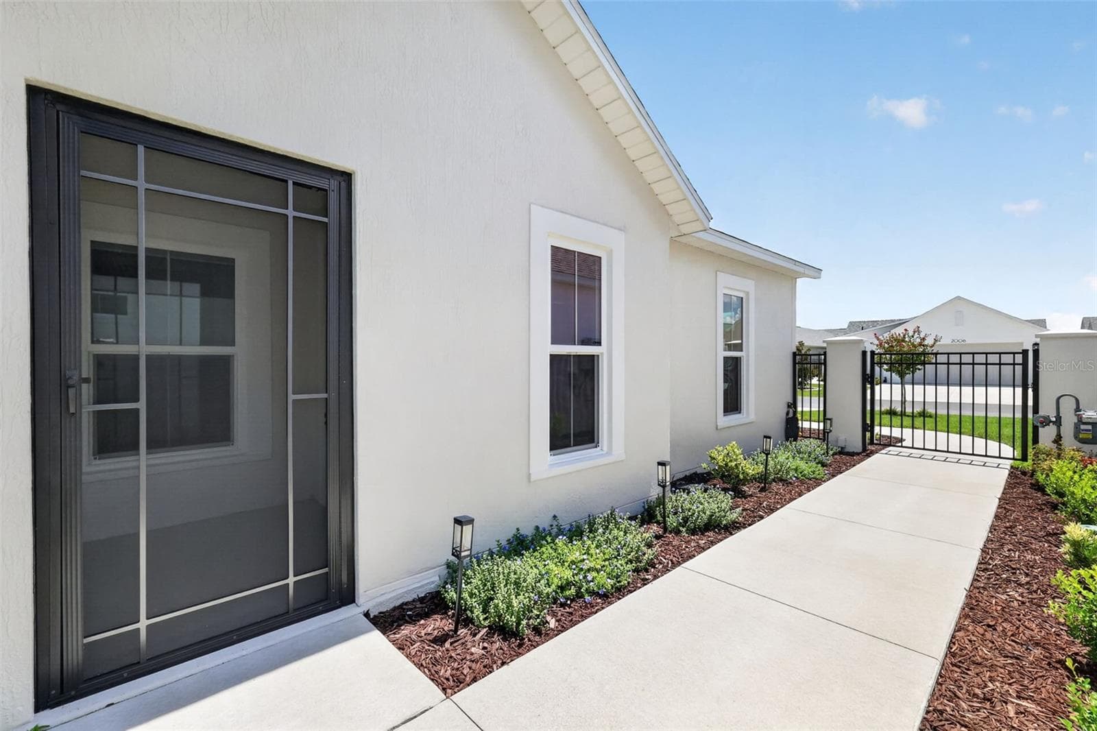 Front Gate and Screened Front Porch Entry - 2005 SANTINO AVE, THE VILLAGES