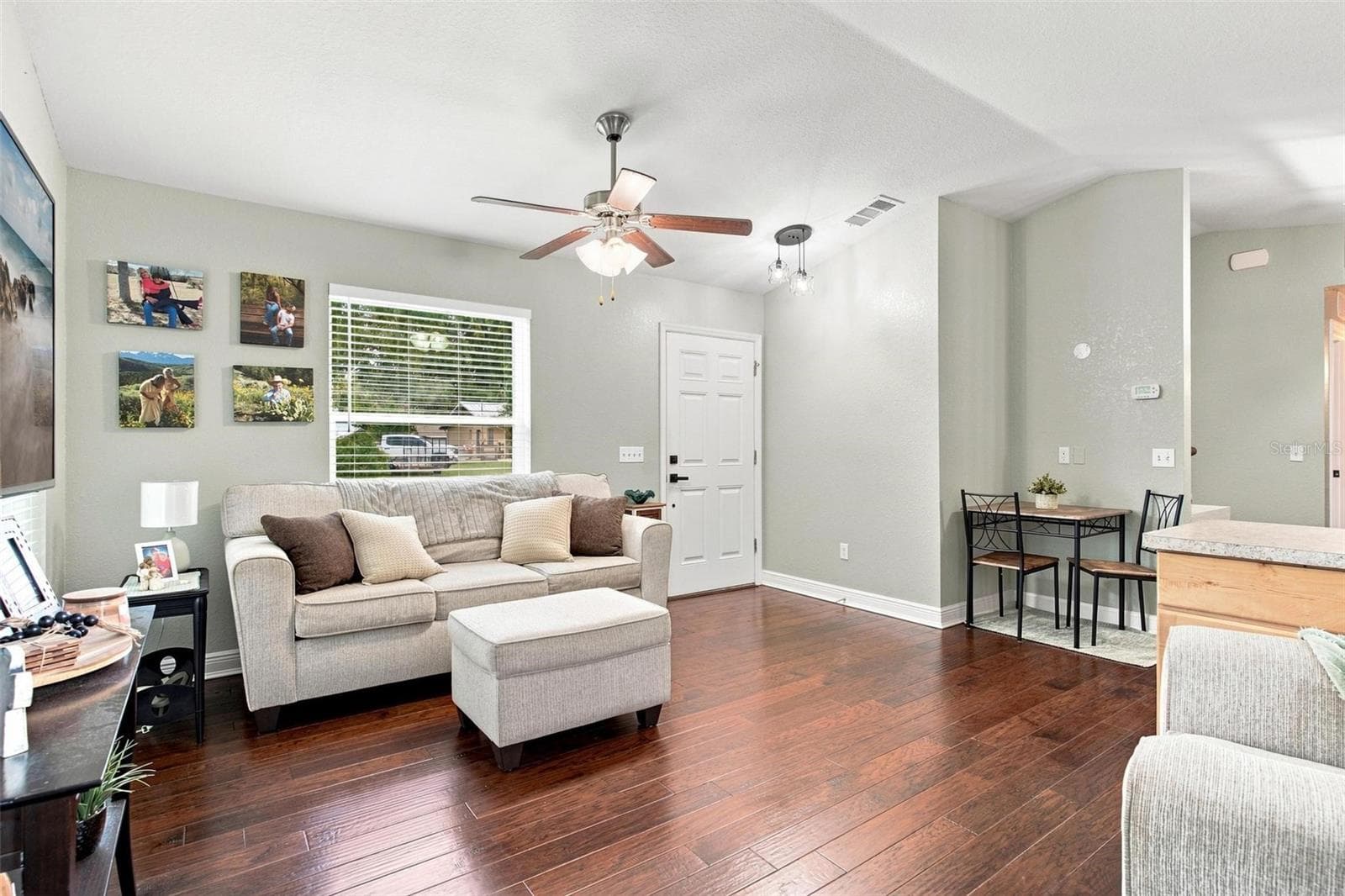 VINYL WOOD FLOORING - 2067 SE 175TH TER, SILVER SPRINGS