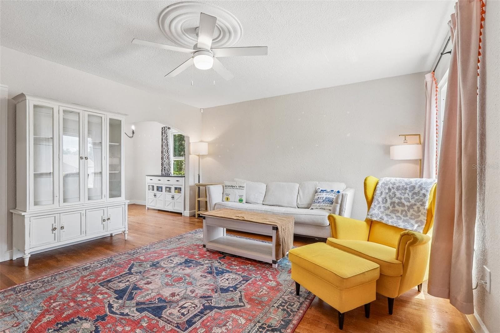 Single Family Residence at 789 16TH AVE S, ST PETERSBURG, photo 4 of 23