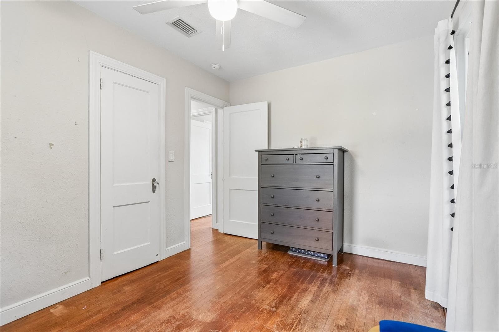 Single Family Residence at 789 16TH AVE S, ST PETERSBURG, photo 17 of 23