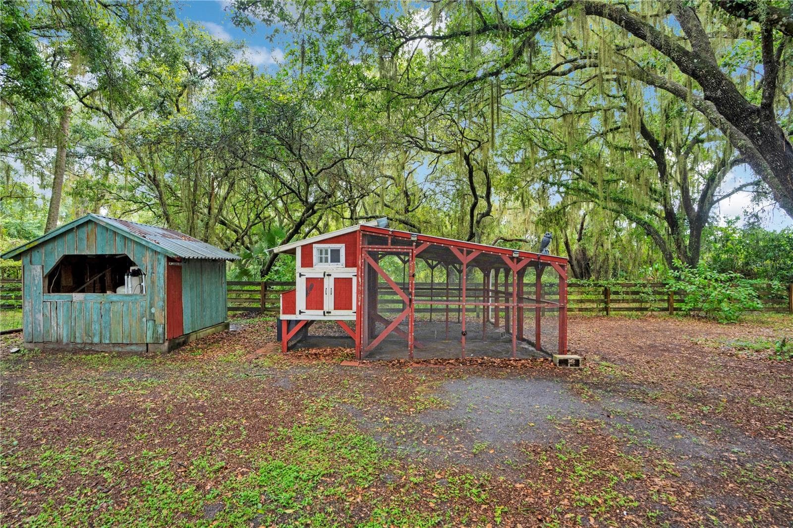 Chicken Coop and Pump House - 4410 MILDRED BASS RD, ST CLOUD