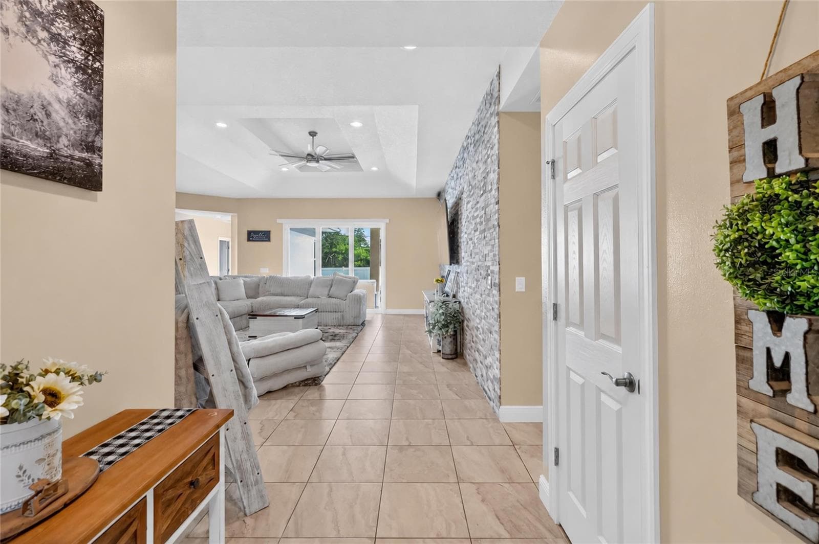 Single Family Residence at 2985 BREEZY MEADOWS DR, CLEARWATER, photo 7 of 48