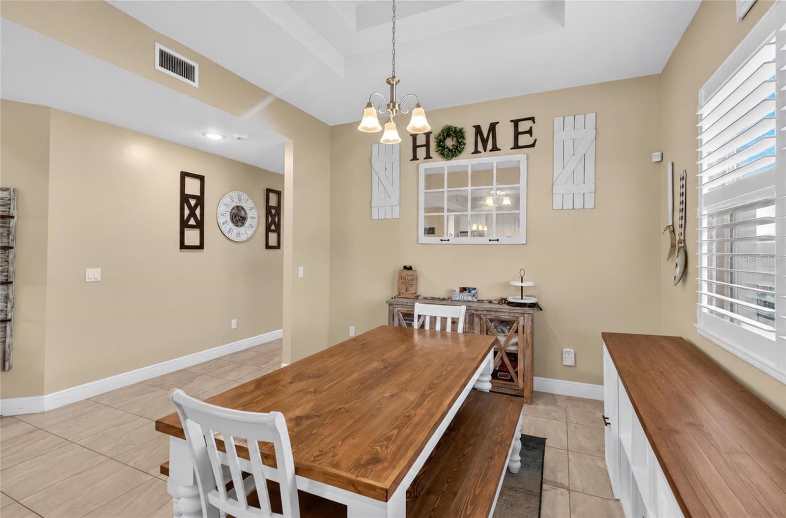 Single Family Residence at 2985 BREEZY MEADOWS DR, CLEARWATER, photo 16 of 48