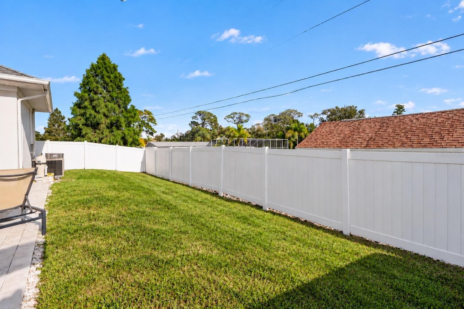Single Family Residence at 2985 BREEZY MEADOWS DR, CLEARWATER, photo 41 of 48