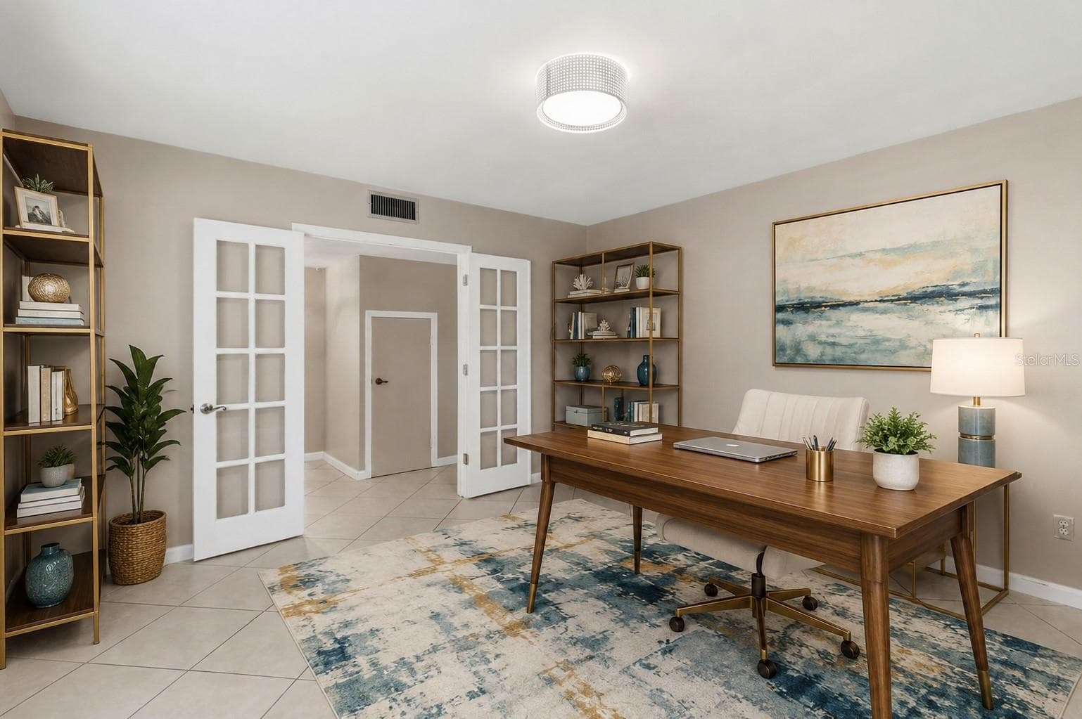 Office/flex space- staged - 302 BLOOMINGFIELD DR, BRANDON