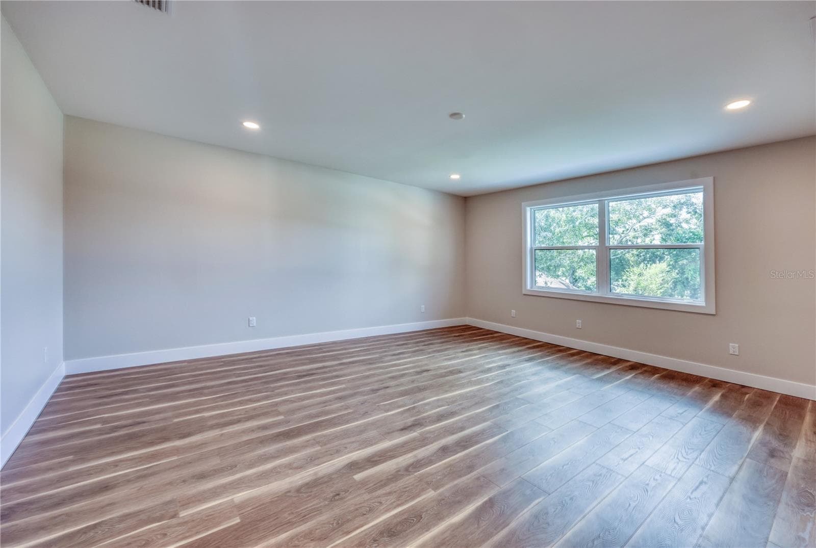 Primary Bedroom - 785 LIME ST, PALM HARBOR