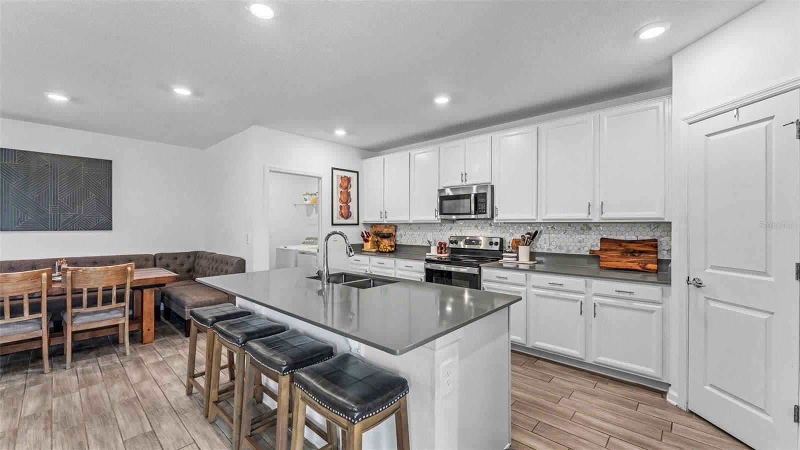 Single Family Residence at 1143 POMELO ST, DAVENPORT, photo 5 of 51