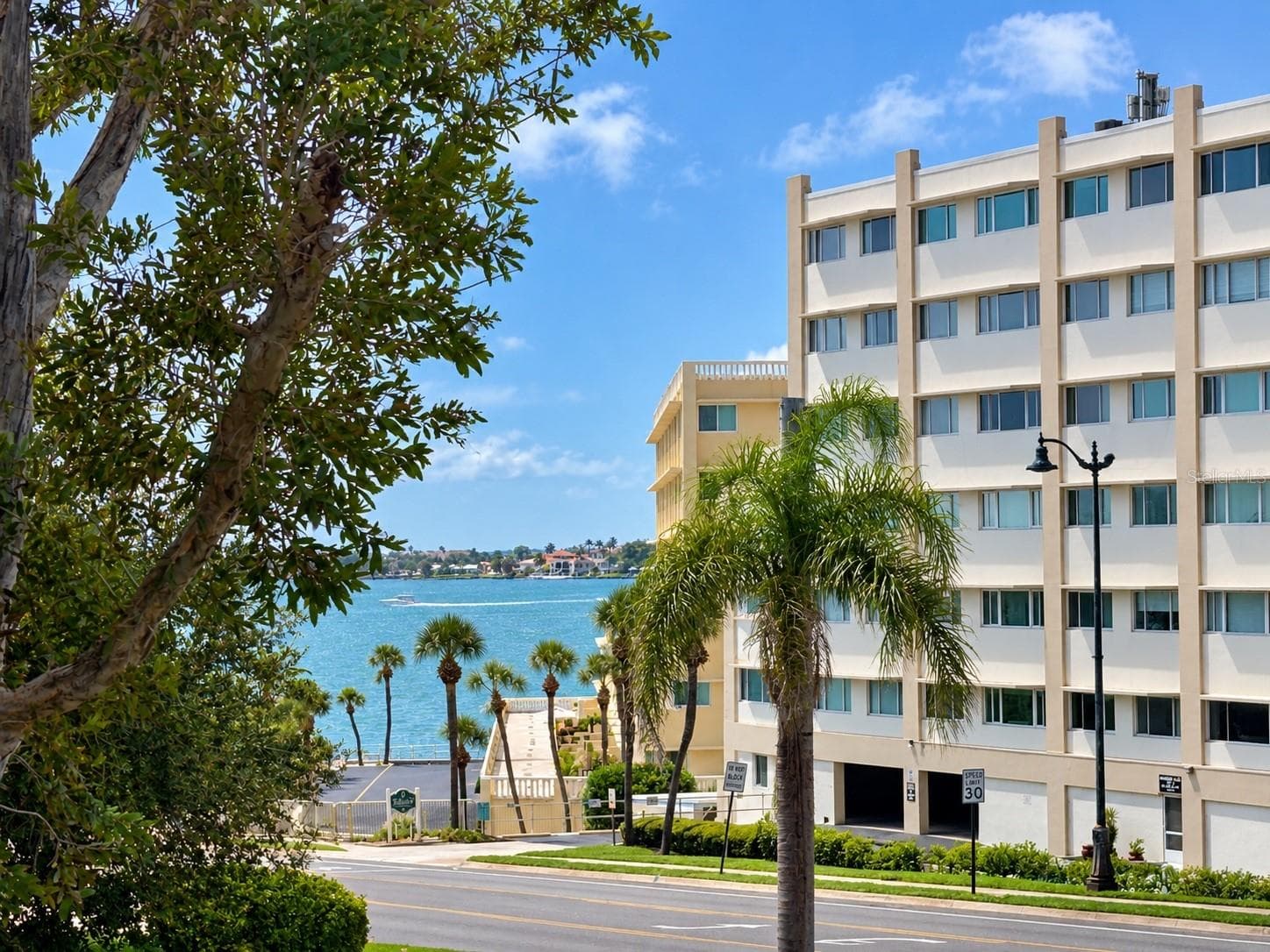Condominium at 2950 W BAY DR #B1, BELLEAIR BLUFFS, photo 17 of 41