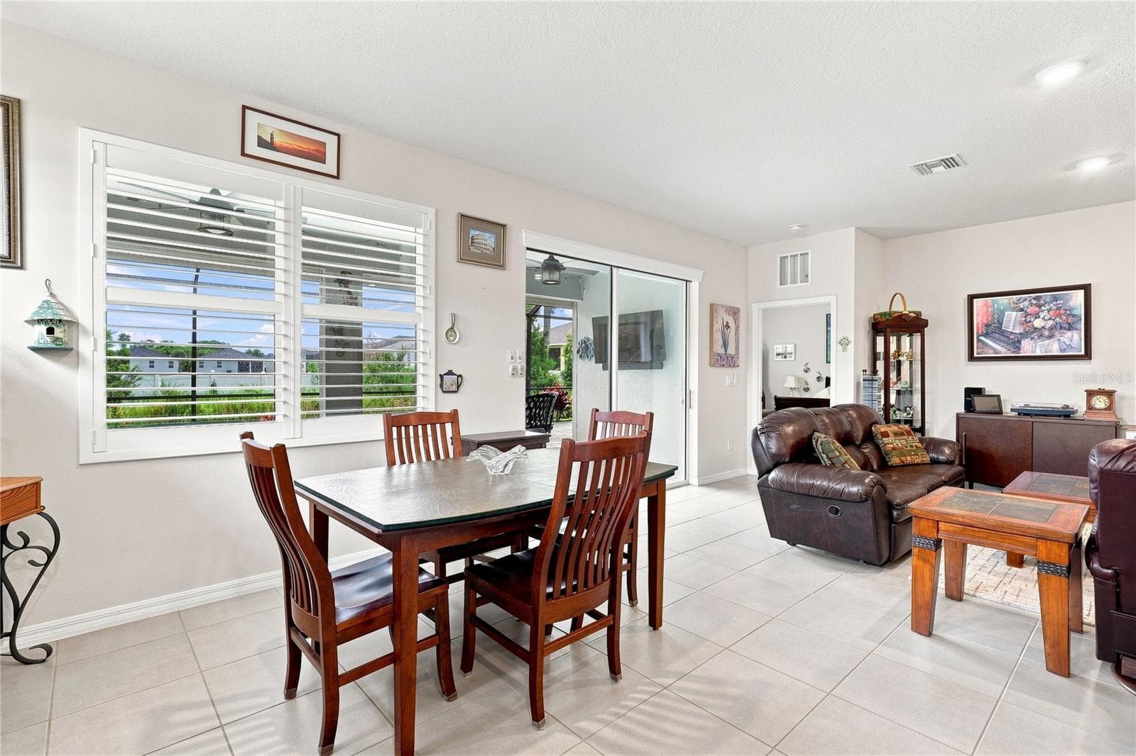 Single Family Residence at 5711 OAK BRIDGE CT, BRADENTON, photo 15 of 51
