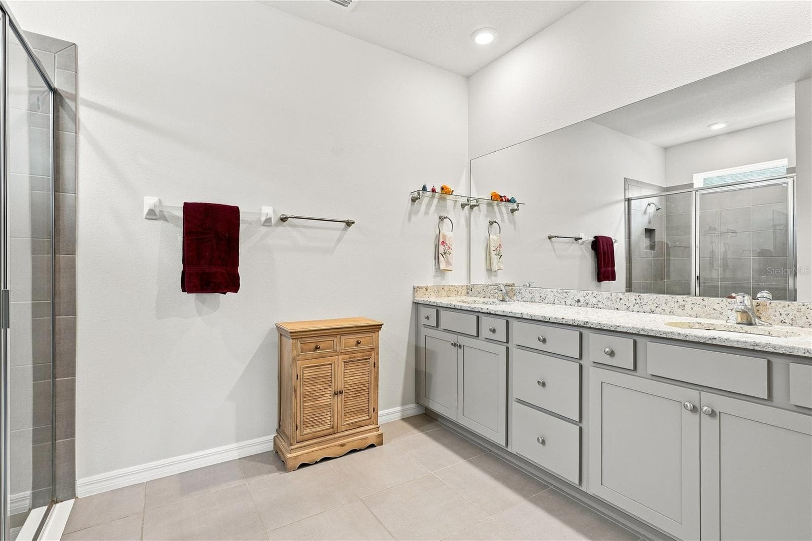 Single Family Residence at 5711 OAK BRIDGE CT, BRADENTON, photo 20 of 51