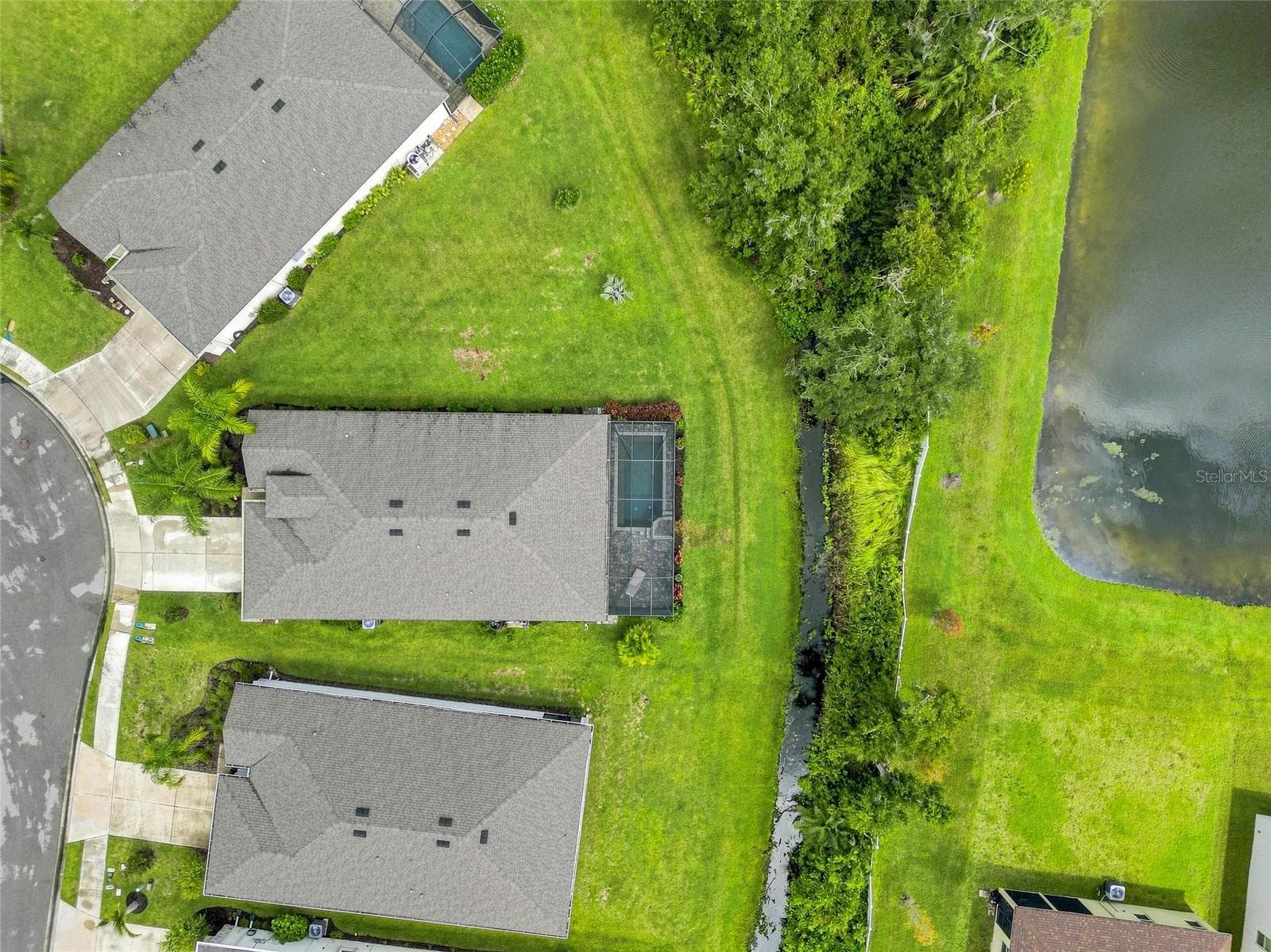Single Family Residence at 5711 OAK BRIDGE CT, BRADENTON, photo 44 of 51