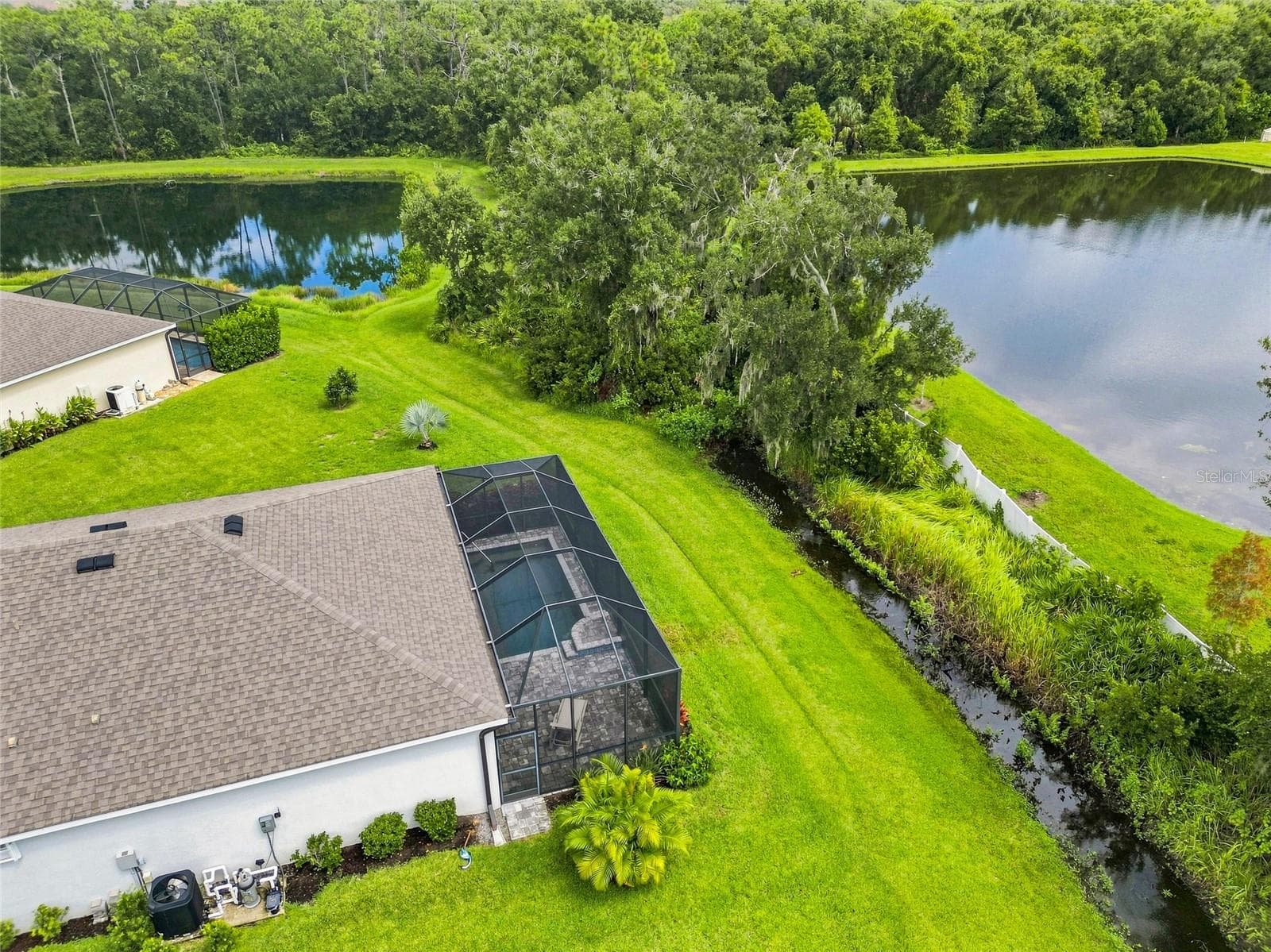 Single Family Residence at 5711 OAK BRIDGE CT, BRADENTON, photo 45 of 51
