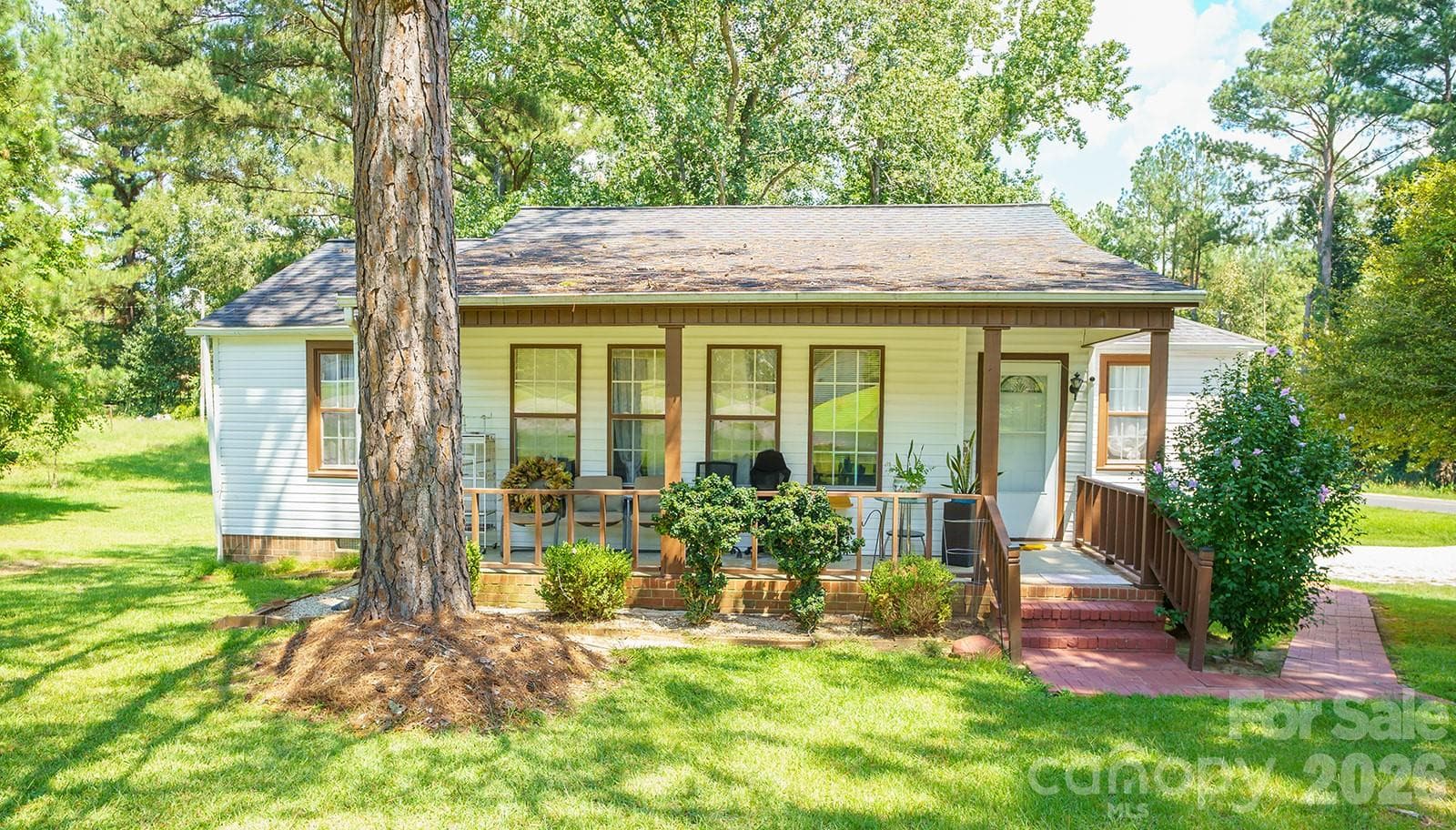 1929 John Everall Road