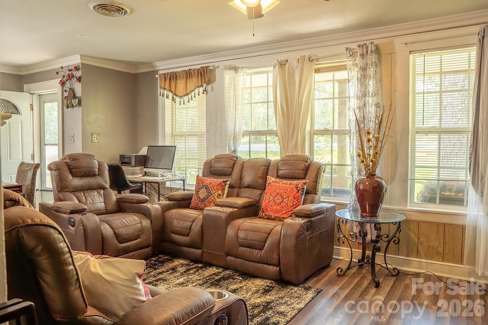 Single Family Residence at 1929 John Everall Road, Lancaster, photo 8 of 25