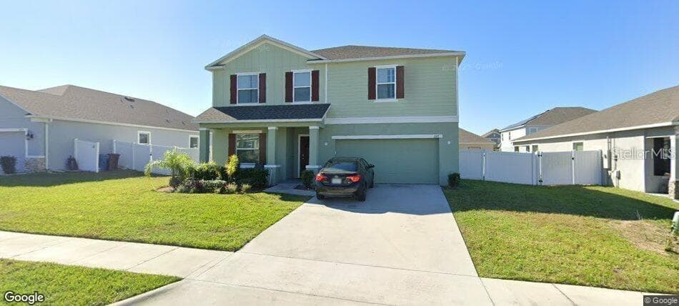 227 BARRINGTON DR