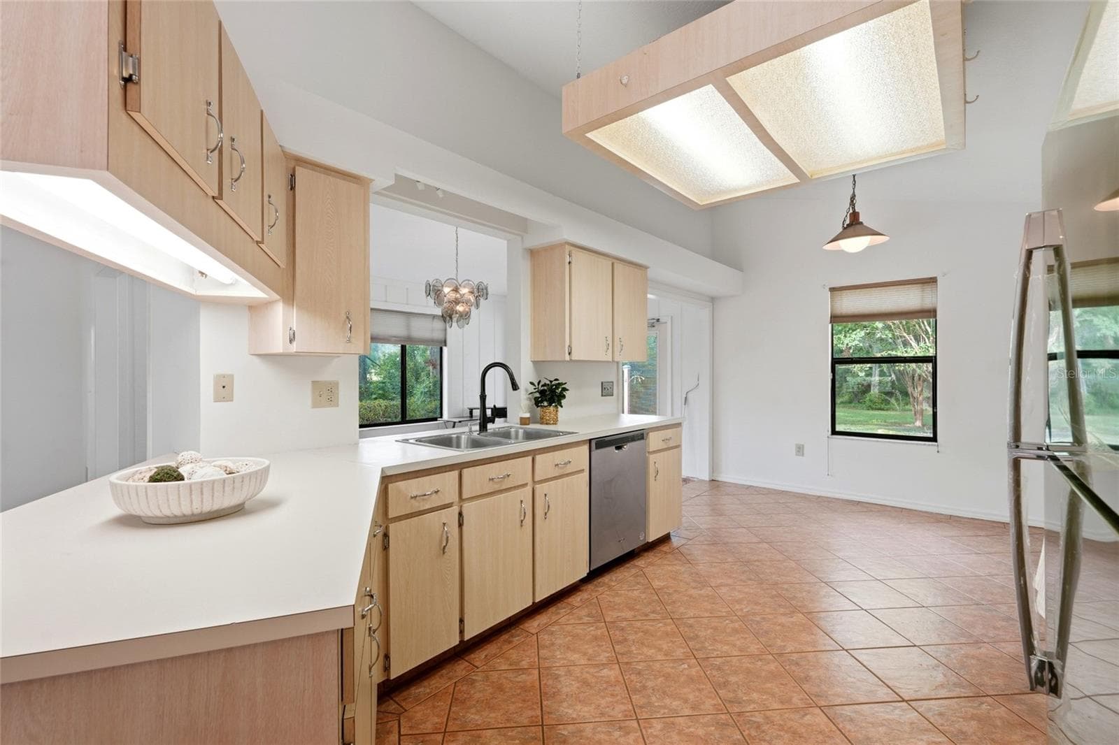 Single Family Residence at 17026 SOUTHSIDE CT, HIGH SPRINGS, photo 15 of 30