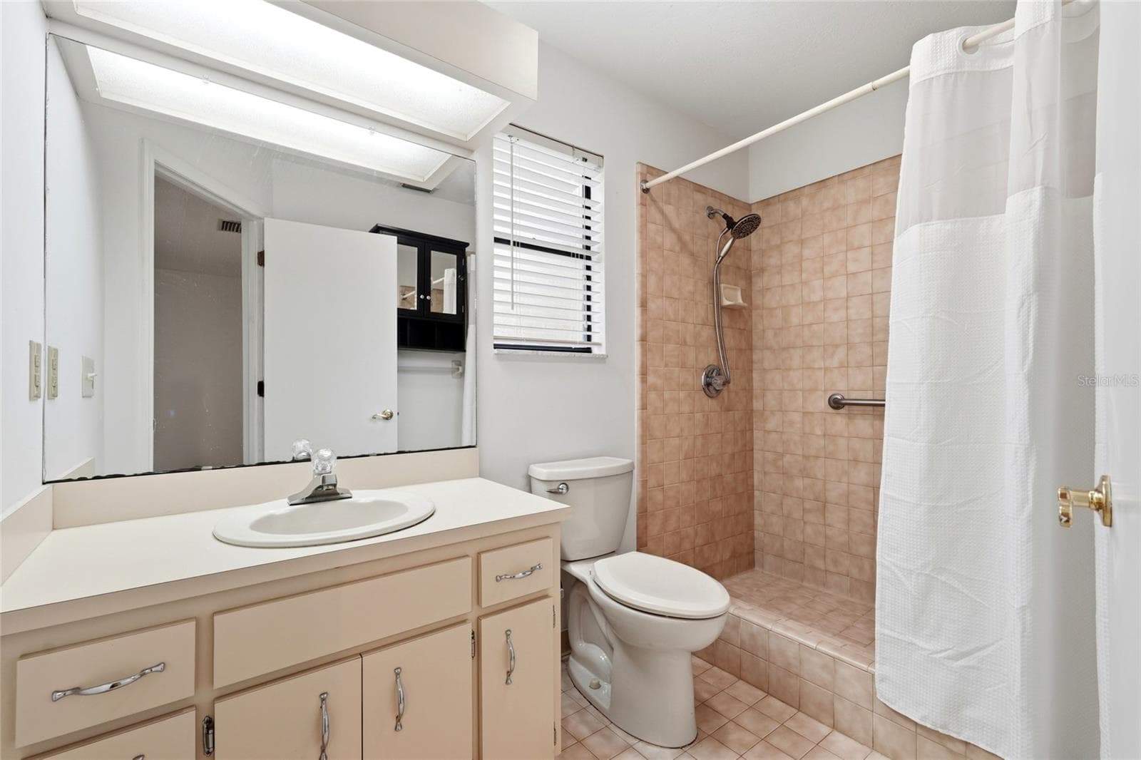 Single Family Residence at 17026 SOUTHSIDE CT, HIGH SPRINGS, photo 27 of 30