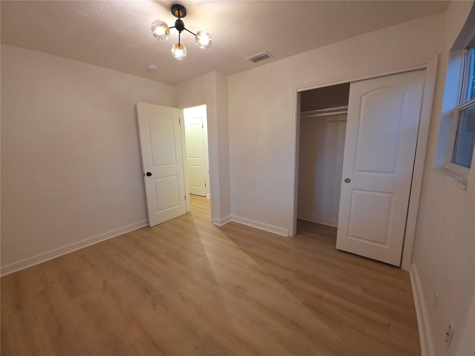 Single Family Residence at 1020 19TH ST S, ST PETERSBURG, photo 18 of 20