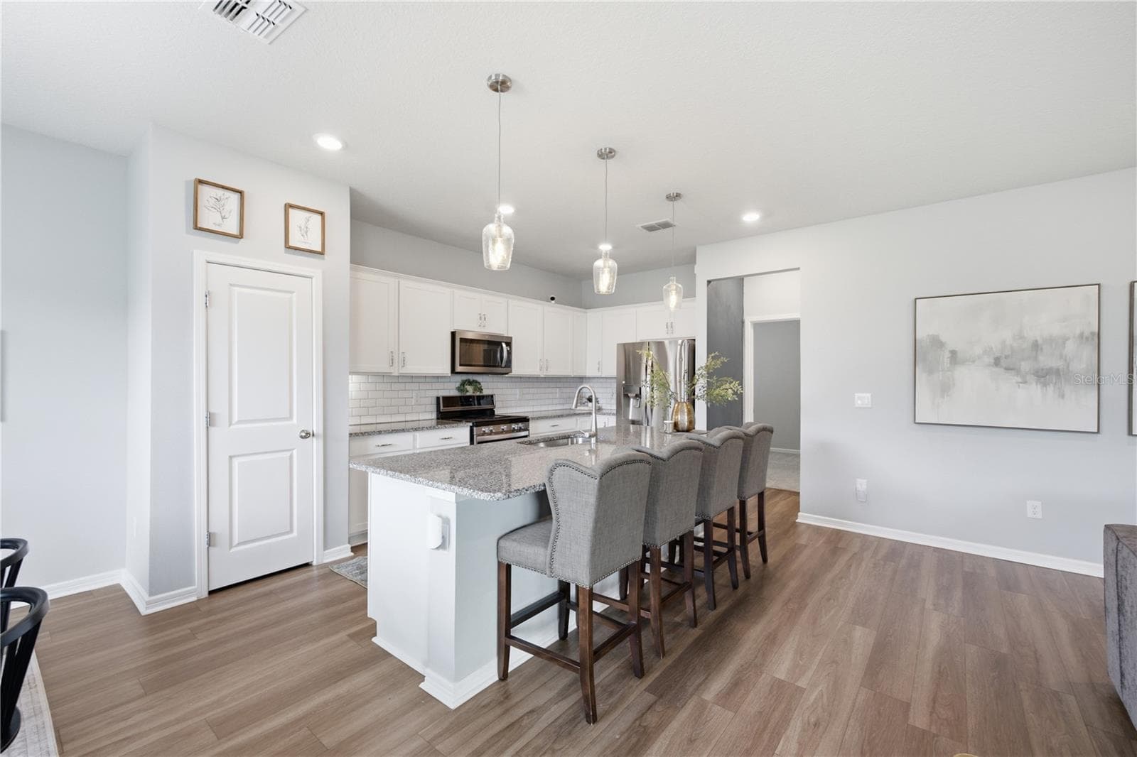 Single Family Residence at 18140 RAMBLE ON WAY, LAND O LAKES, photo 9 of 60