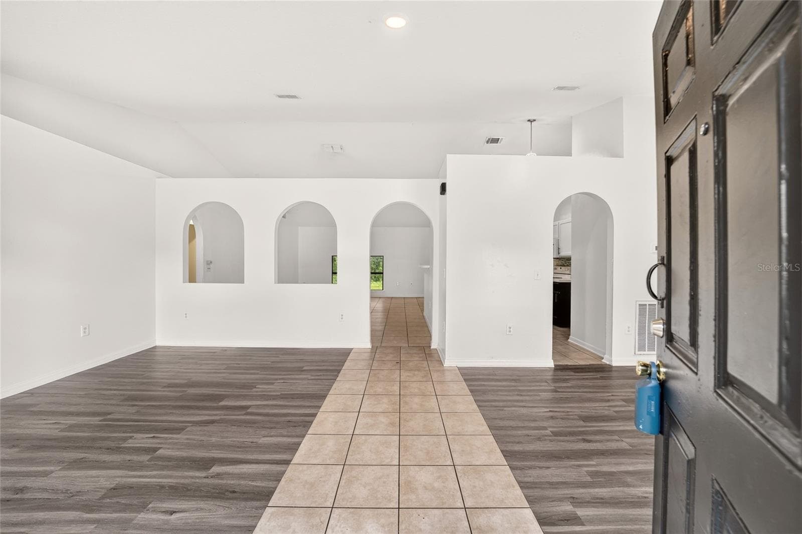 Single Family Residence at 12792 SW 43 CIR, OCALA, photo 3 of 53