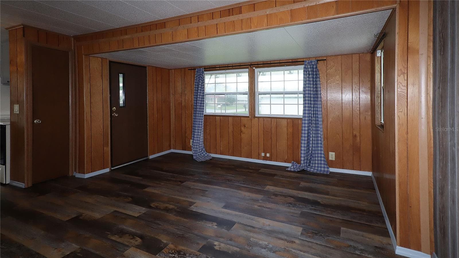 perfect for gatherings... - 417 NE 64TH AVE, OCALA