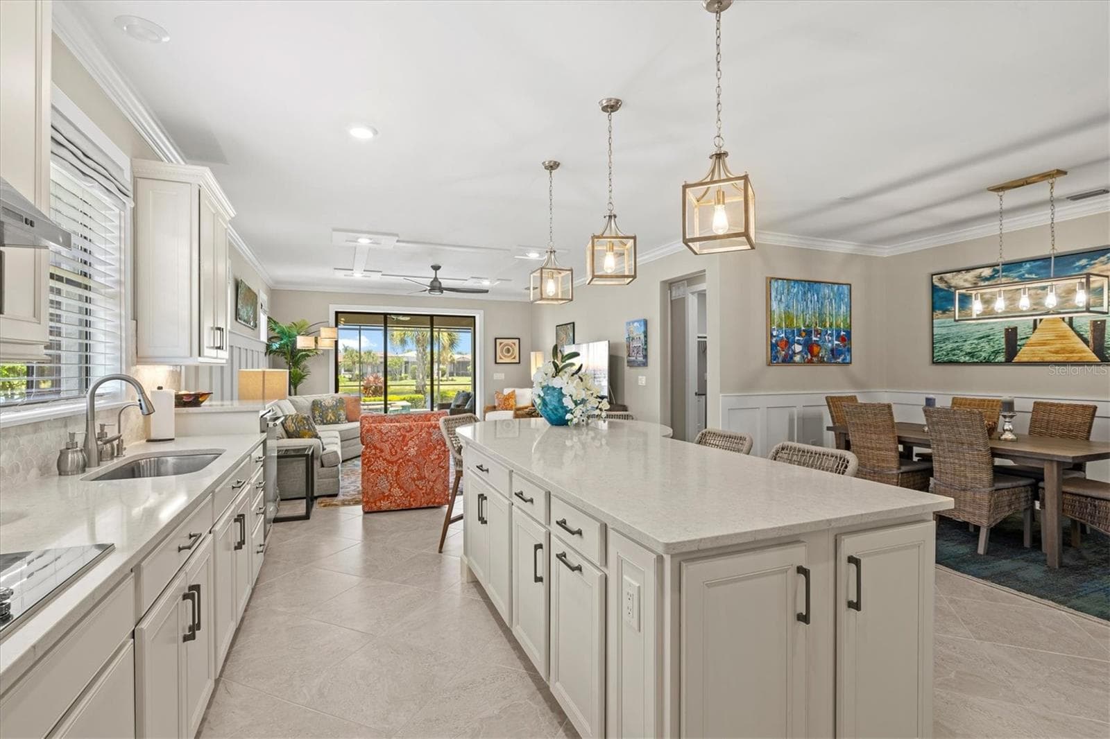 Single Family Residence at 13061 RINELLA ST, VENICE, photo 17 of 95