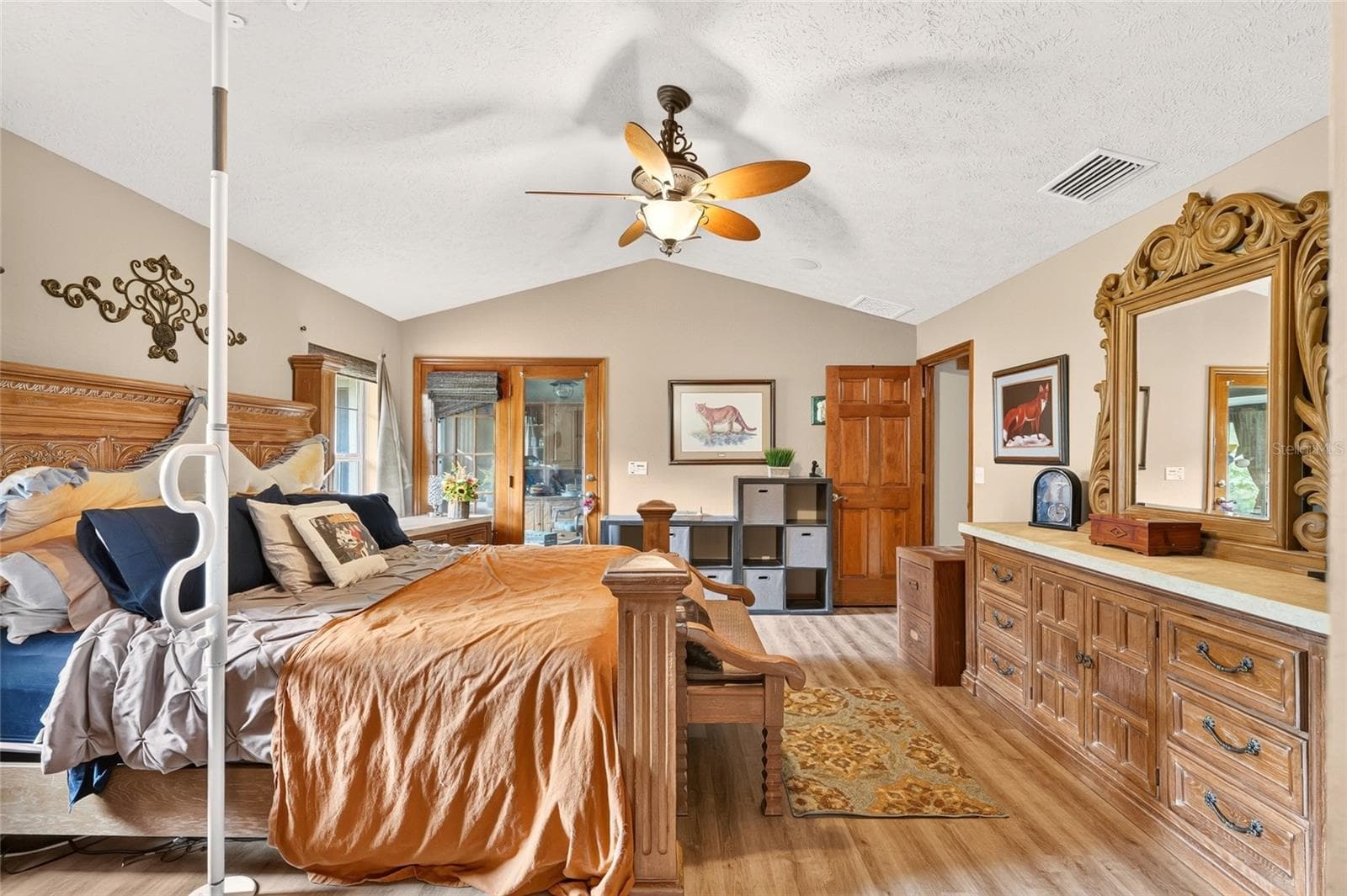 Primary bedroom - 8699 SE 12TH CT, OCALA