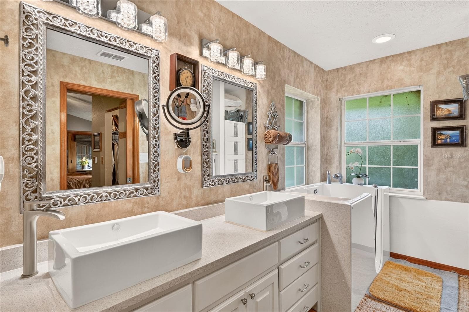 Primary bath - 8699 SE 12TH CT, OCALA