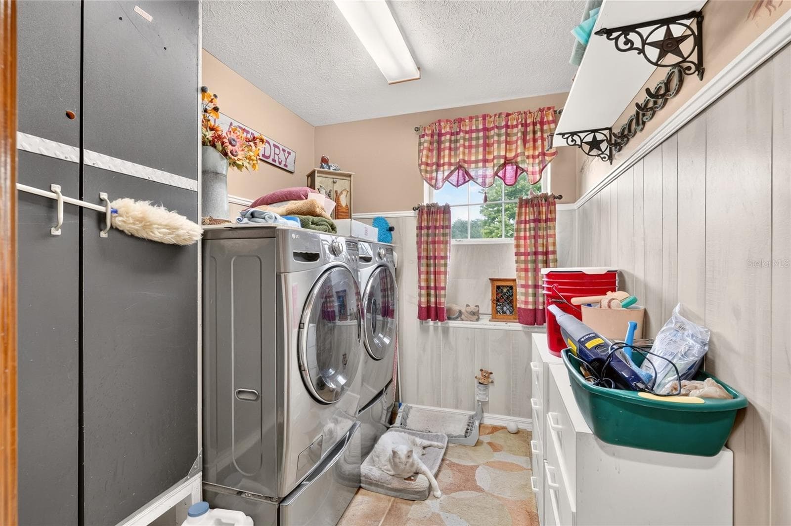 Laundry room - 8699 SE 12TH CT, OCALA