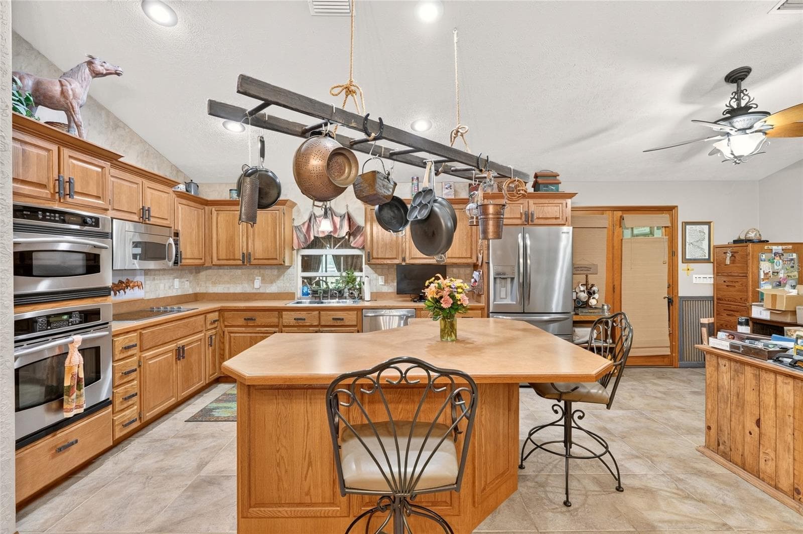 Kitchen - 8699 SE 12TH CT, OCALA