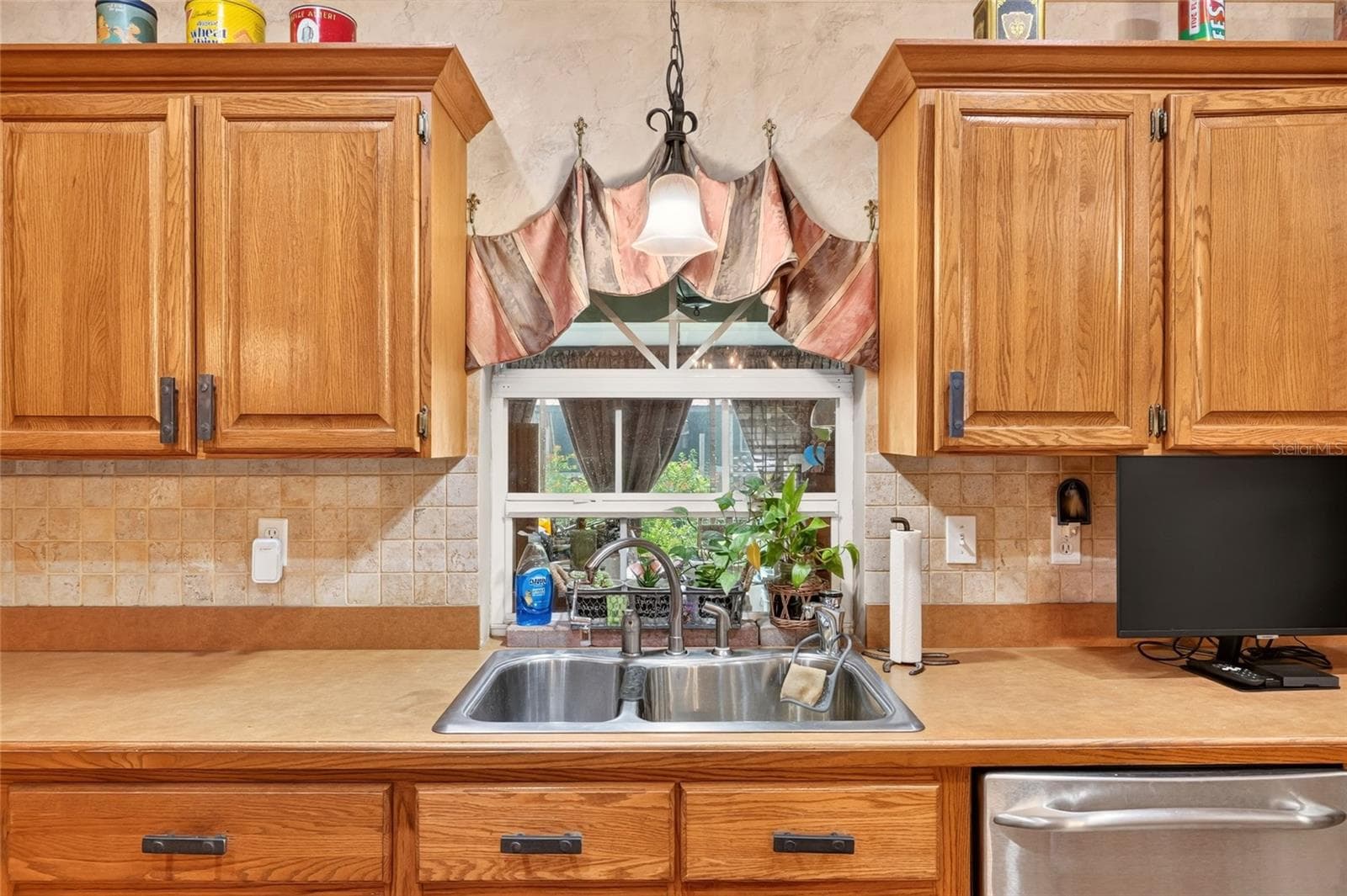 Kitchen - 8699 SE 12TH CT, OCALA
