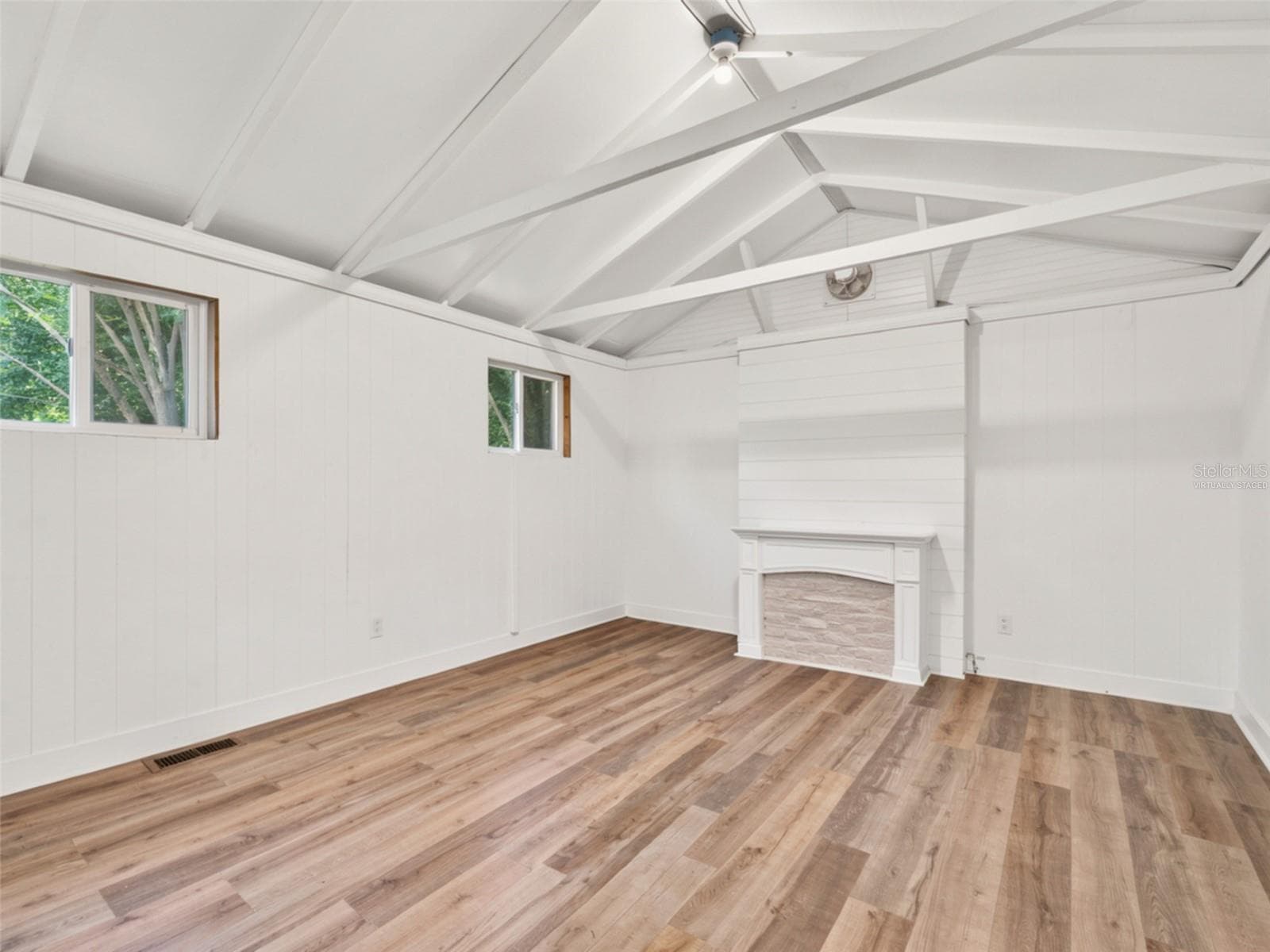 ADU - Guest home (virtually staged) - 8699 SE 12TH CT, OCALA