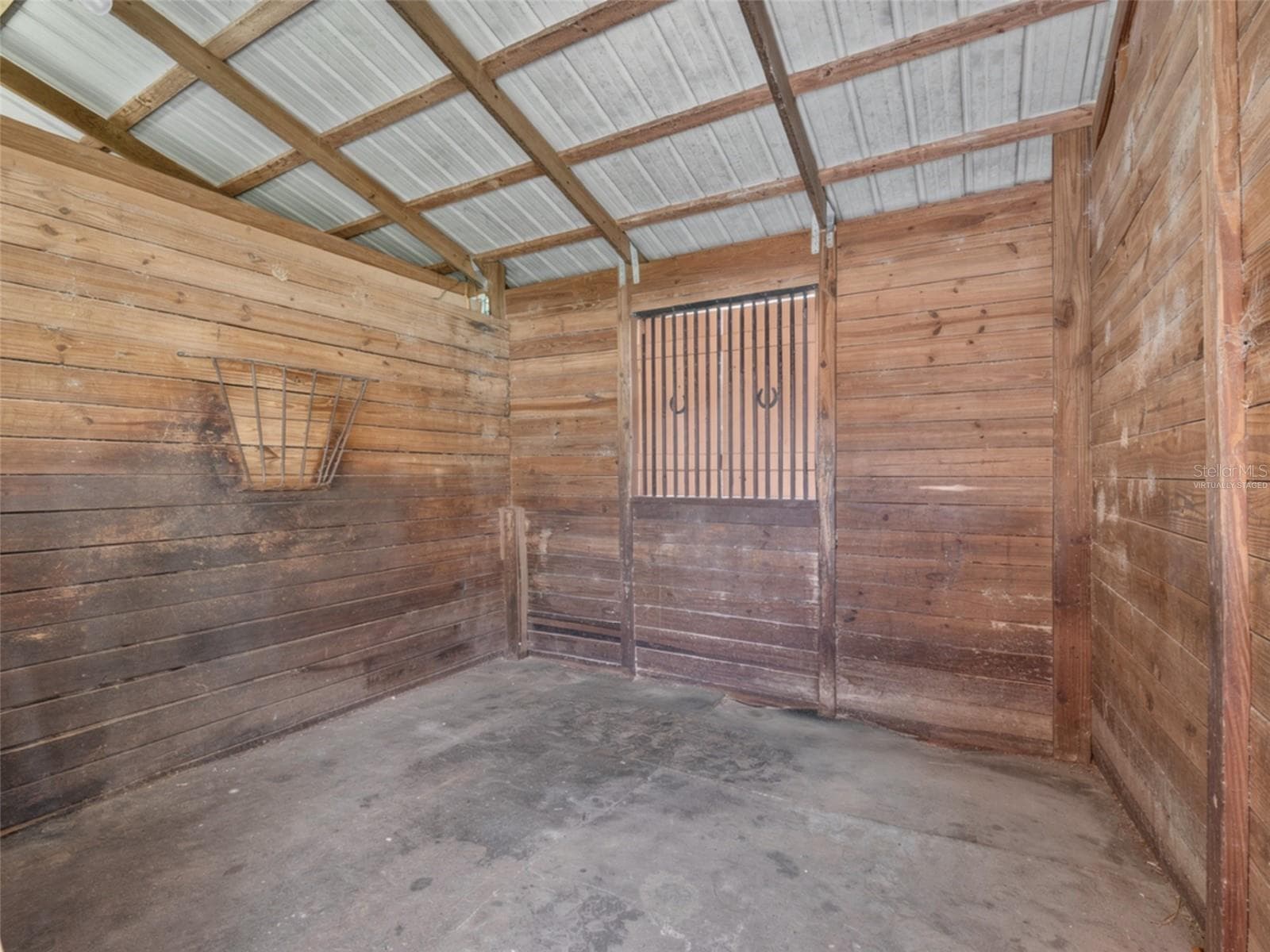 Barn (virtually staged) - 8699 SE 12TH CT, OCALA