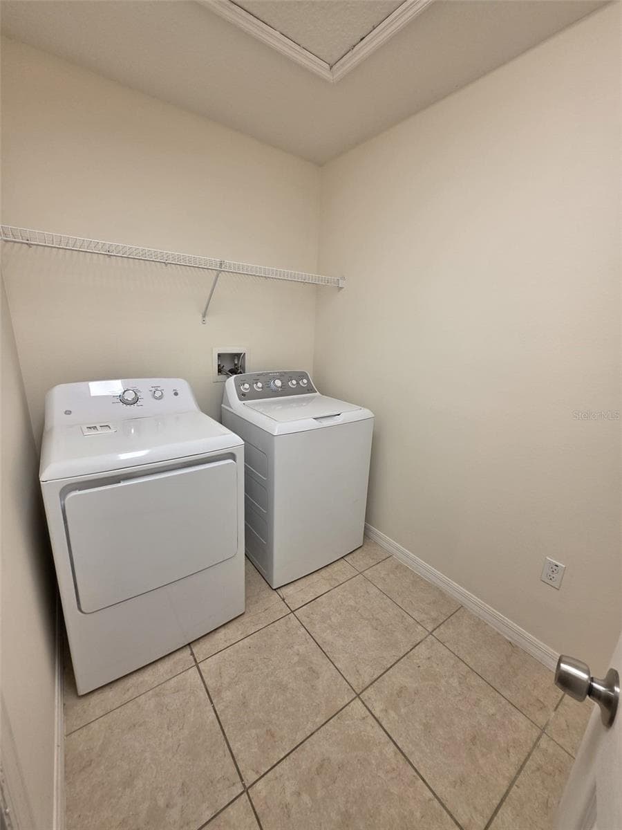 Townhouse at 2372 SEVEN OAKS DR, ST CLOUD, photo 24 of 70