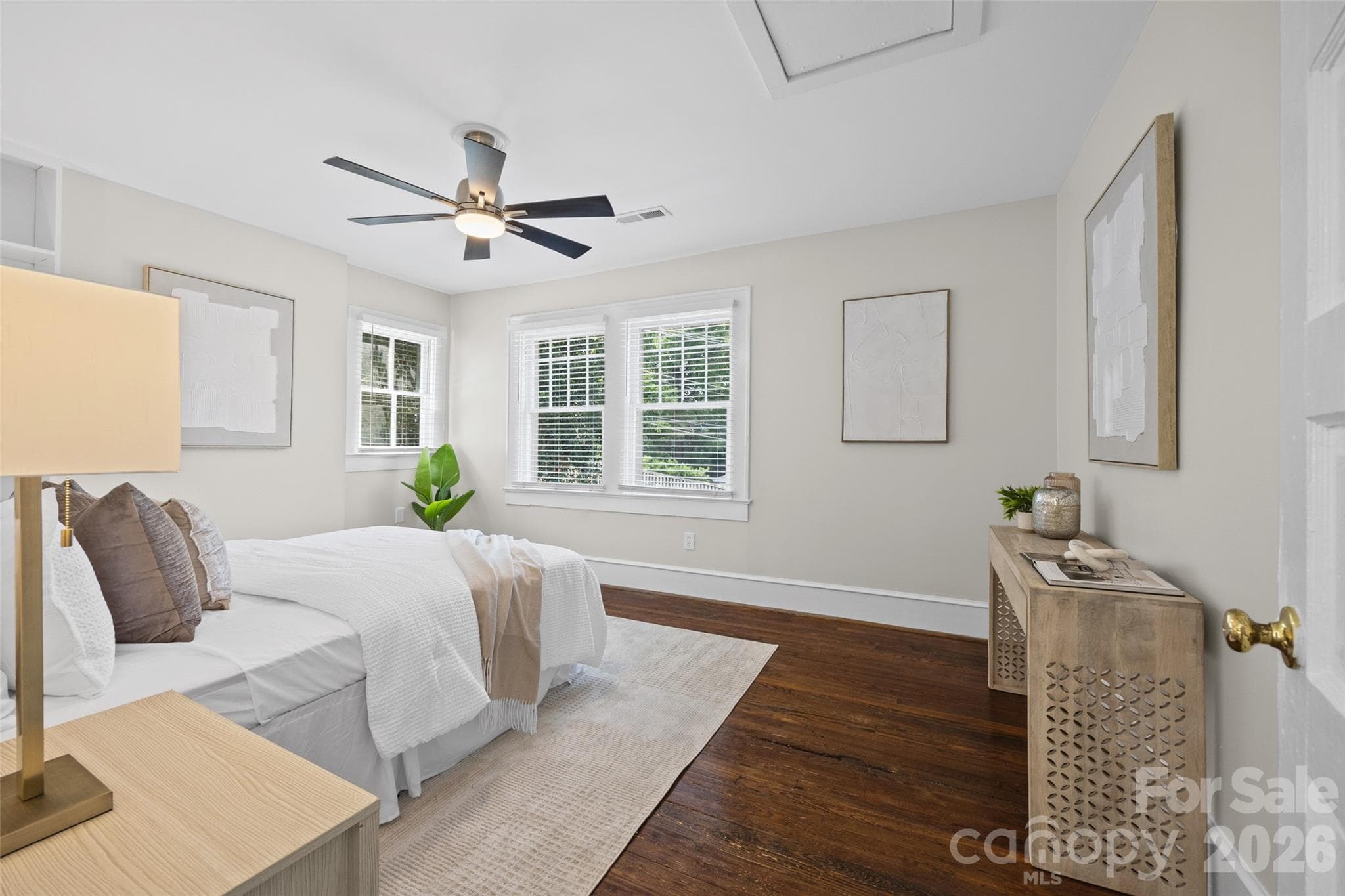 Condominium at 1501 Cleveland Avenue, Charlotte, photo 5 of 25