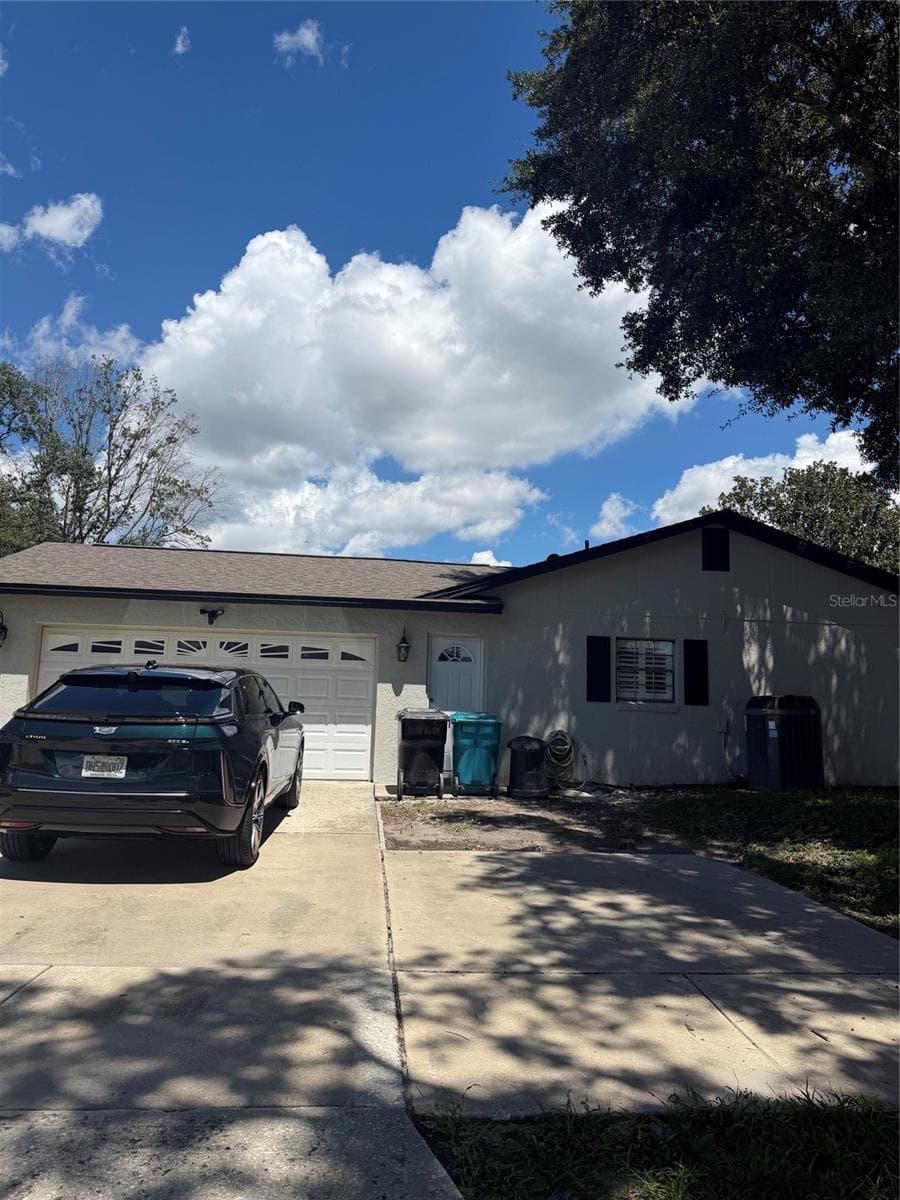 Single Family Residence at 1241 ANGELINE AVE, ORLANDO, photo 4 of 26