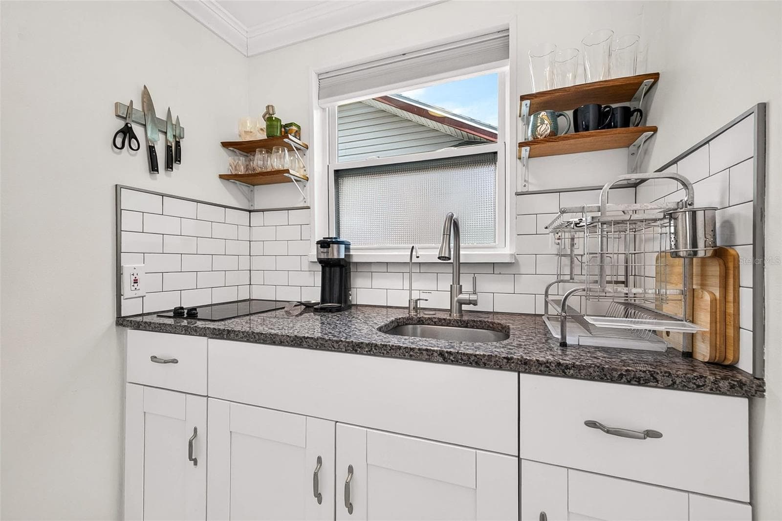Upscale, luxury, furnished ADU/Cottage - 1136 22ND AVE N, ST PETERSBURG