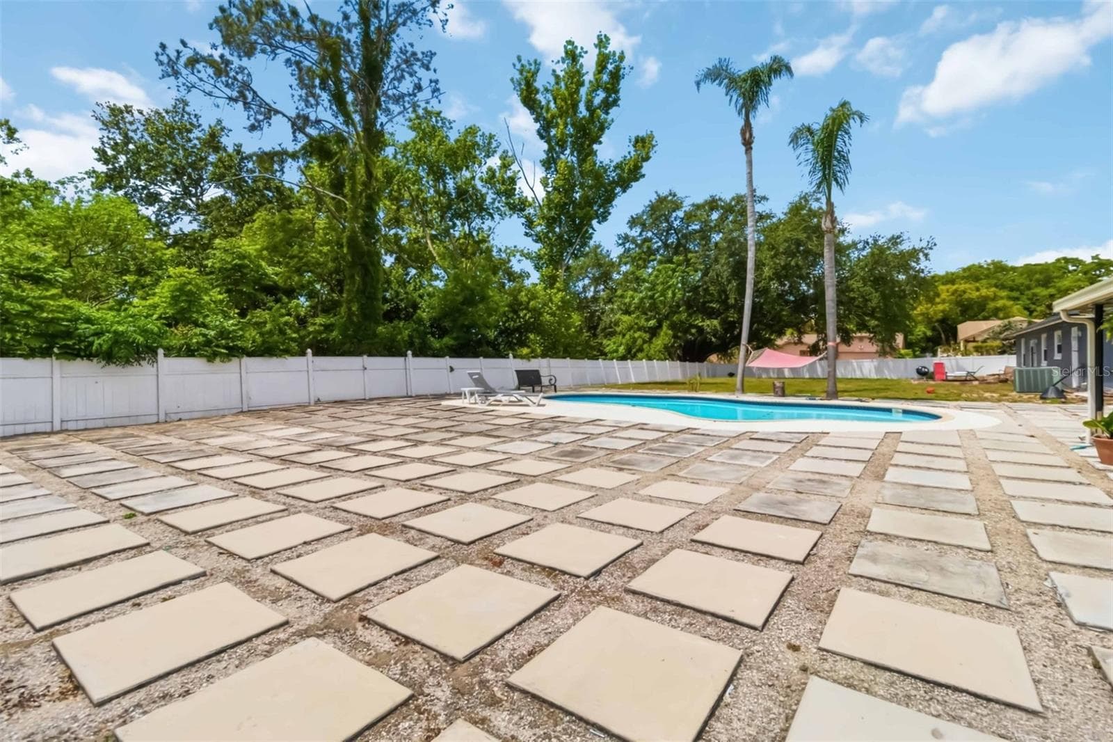 Single Family Residence at 7826 BARBERRY DR, ORLANDO, photo 15 of 17
