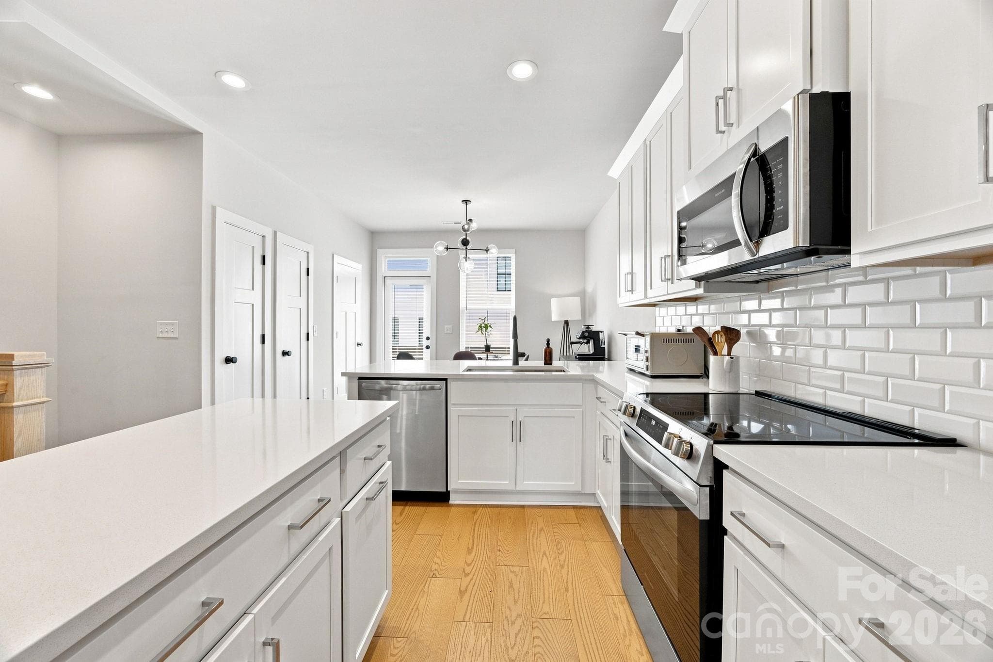 Stainless steel appliances - 2303 Rozzelles Ferry Road, Charlotte