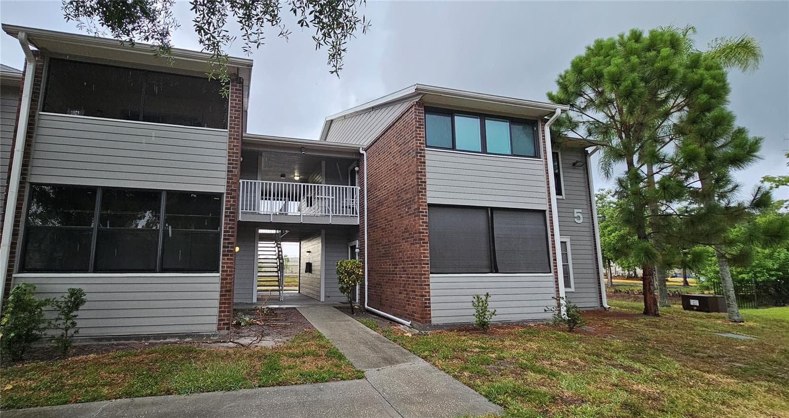 1400 GANDY BLVD N #512